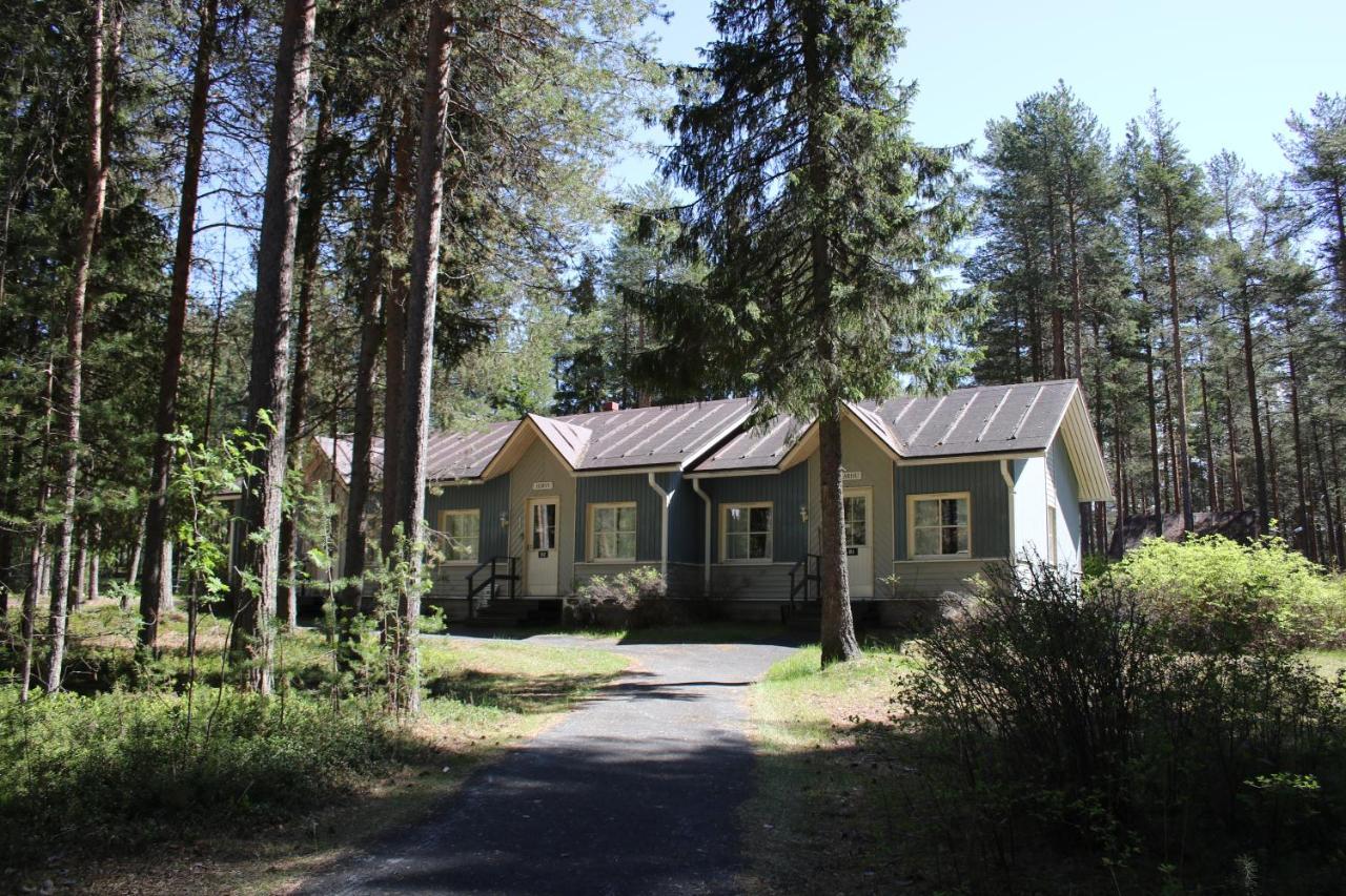 Hotel Lohijaerven Eraekeskus Lohijärvi Esterno foto
