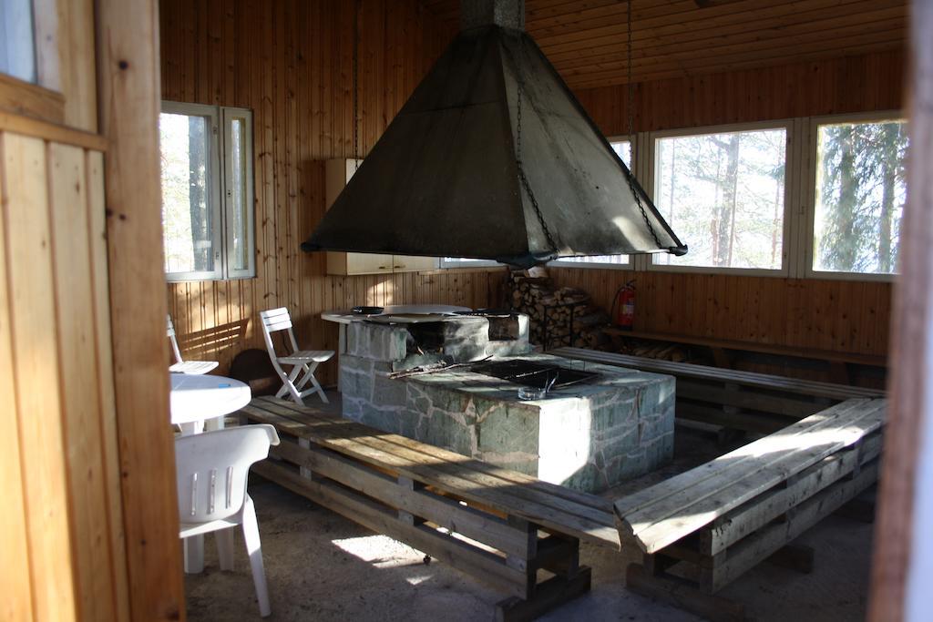 Hotel Lohijaerven Eraekeskus Lohijärvi Esterno foto