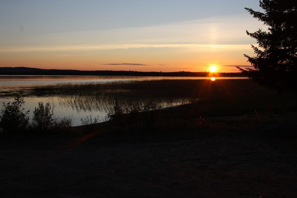 Hotel Lohijaerven Eraekeskus Lohijärvi Esterno foto
