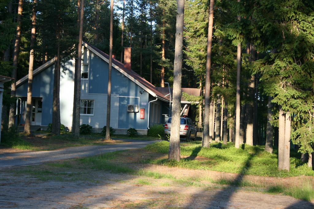 Hotel Lohijaerven Eraekeskus Lohijärvi Esterno foto